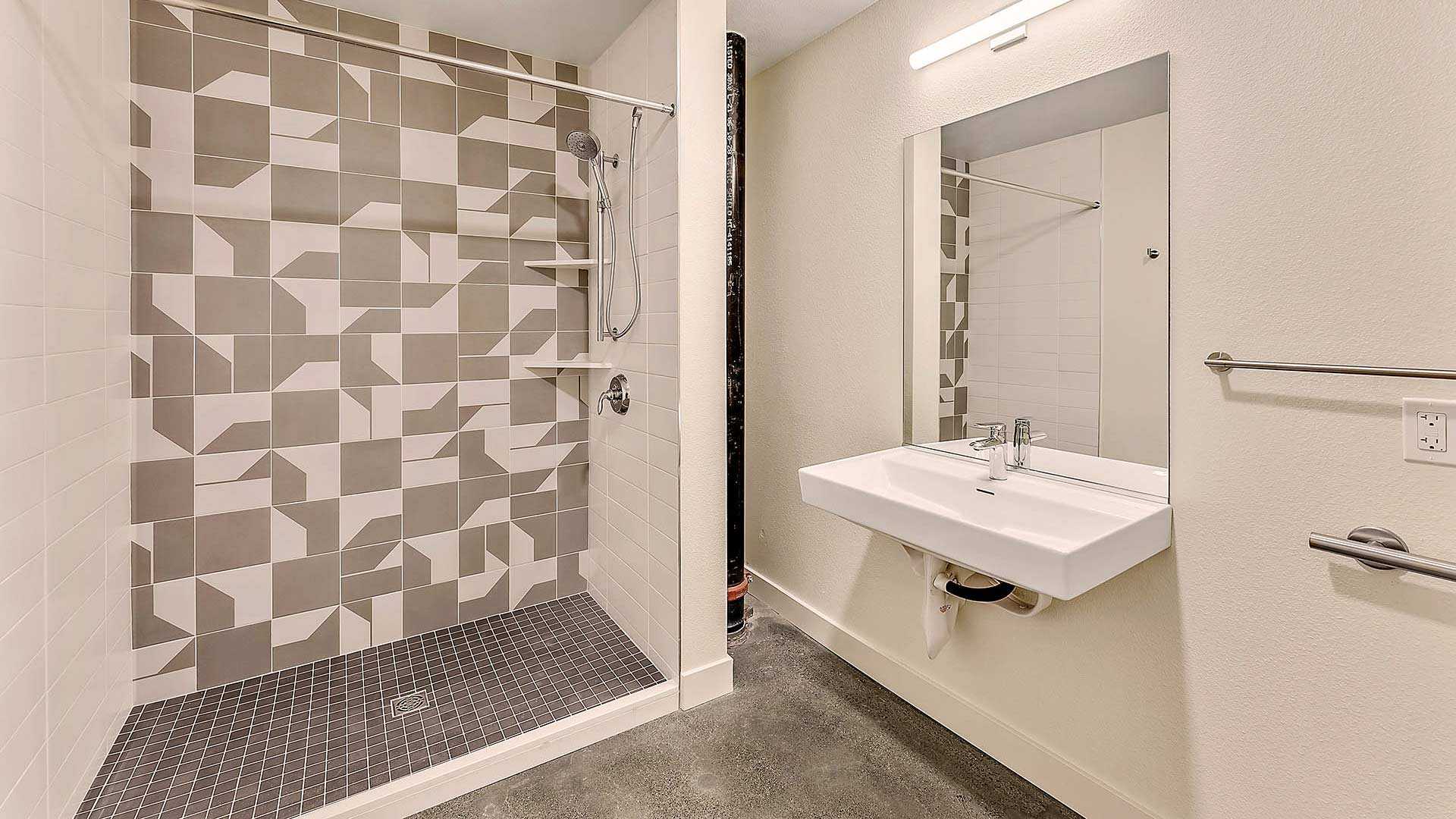 Blake apartments lw2 floorplan live work bathroom 2