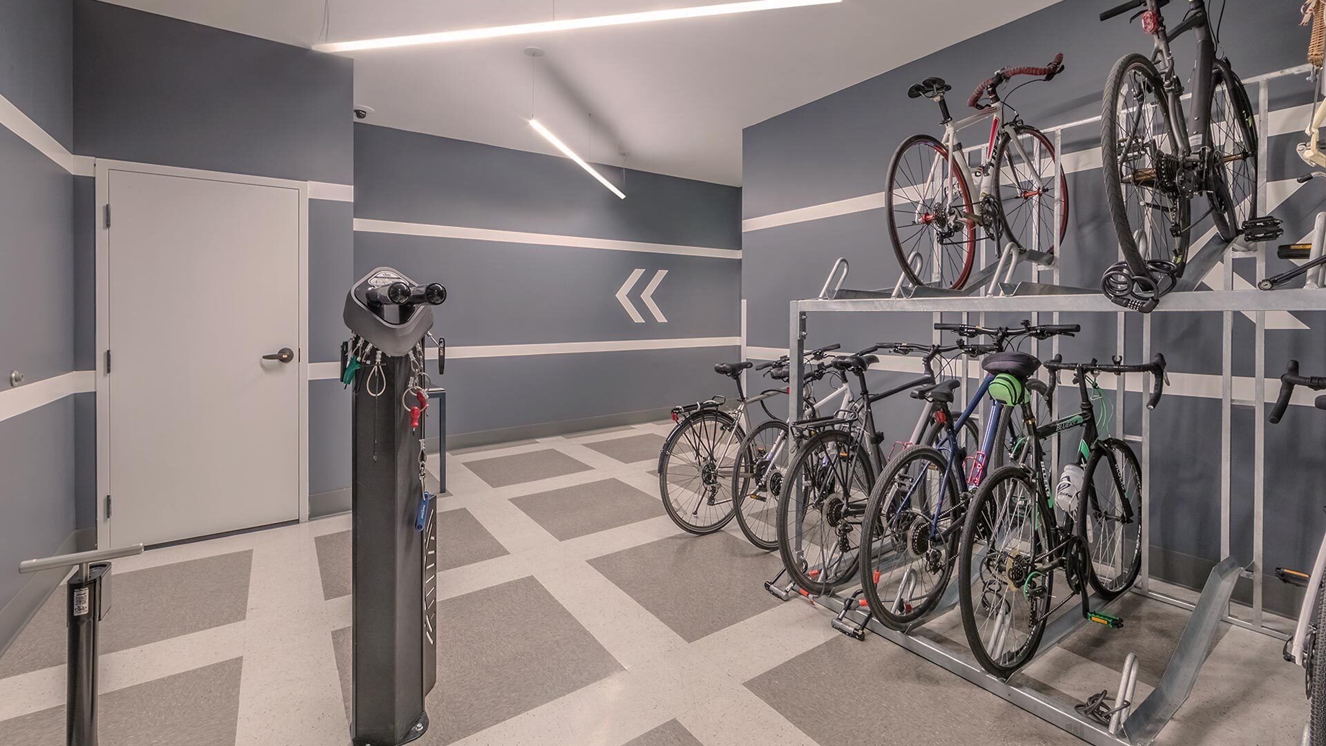 The james amenities bike room