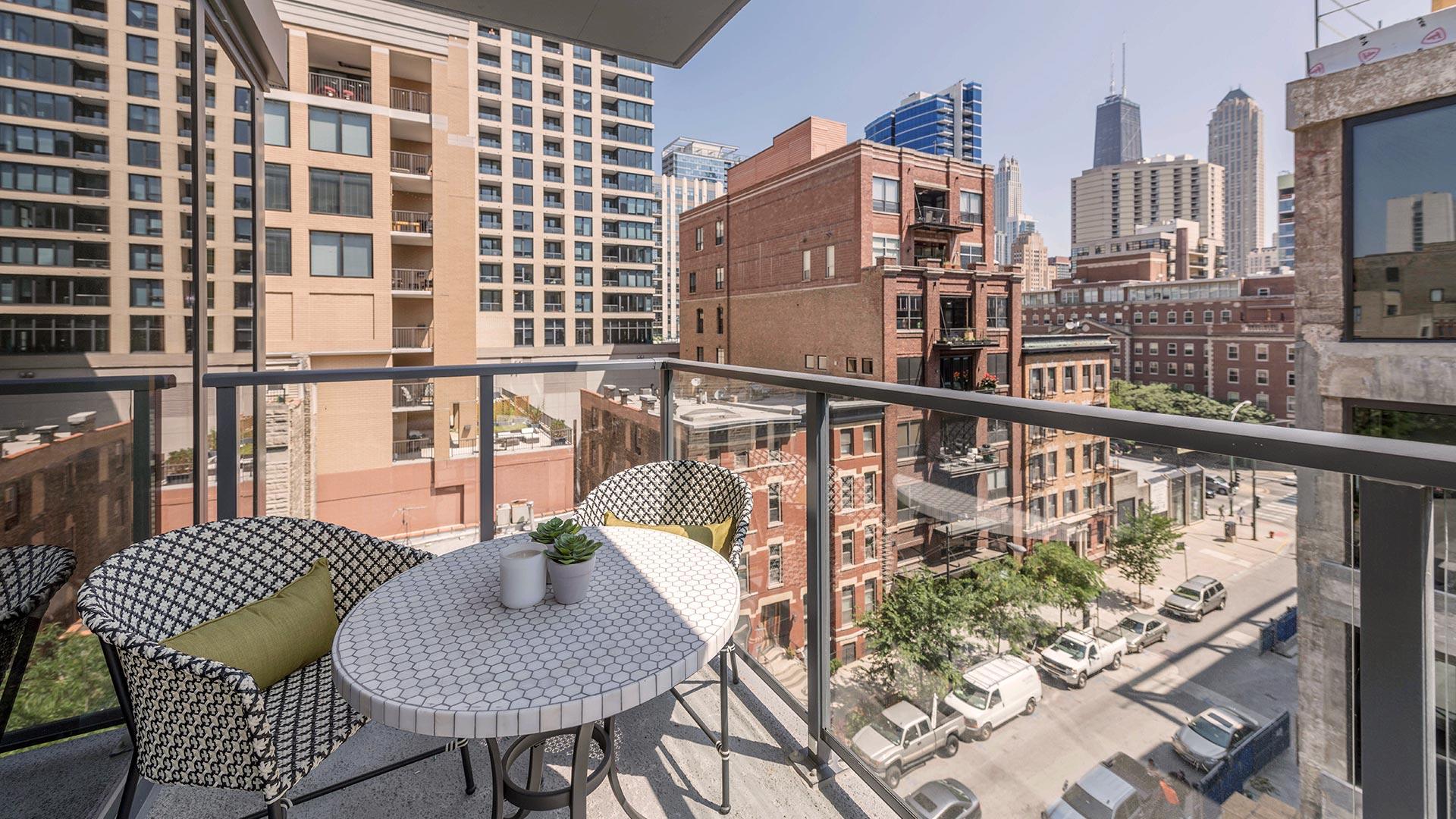 Marlowe chicago B1 2 BR model balcony view