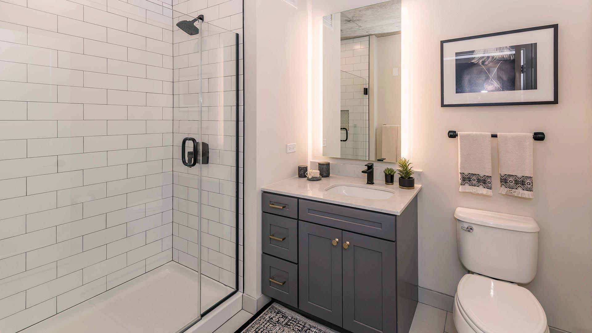 Marlowe chicago B1 2 BR model bathroom view